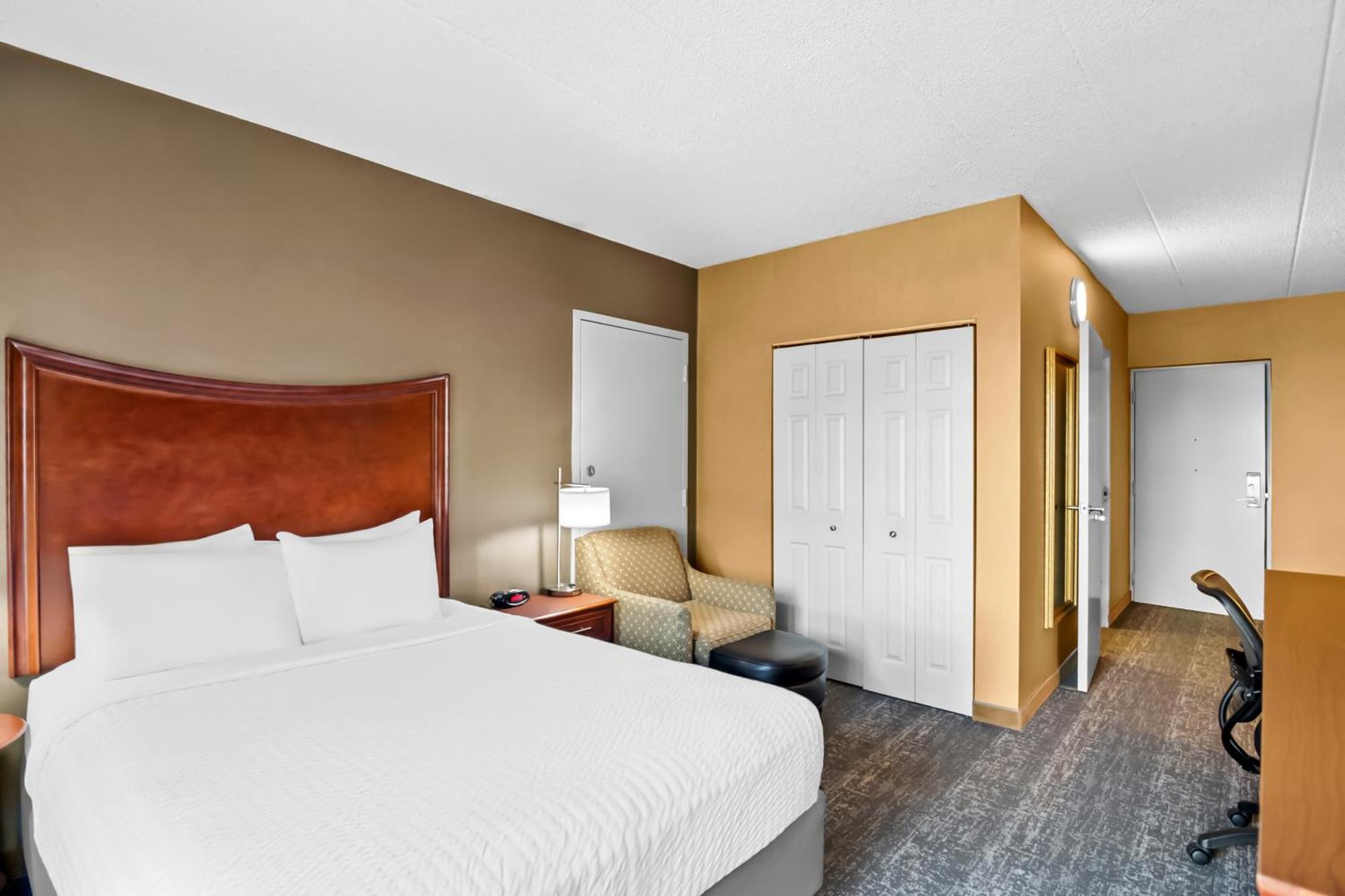 Clarion Inn North Haven Bagian luar foto